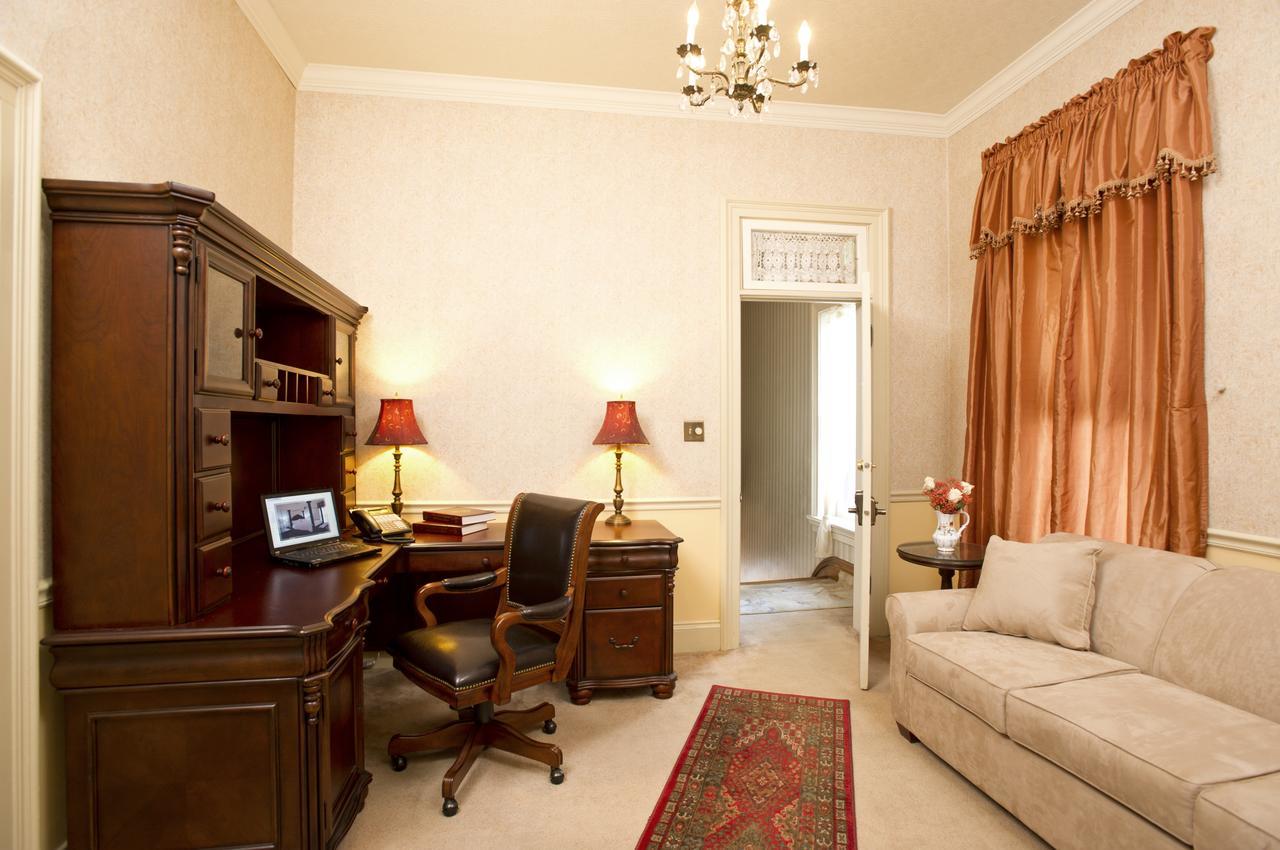 Historic Sion Bass Guest House Φορτ Γουέιν Εξωτερικό φωτογραφία